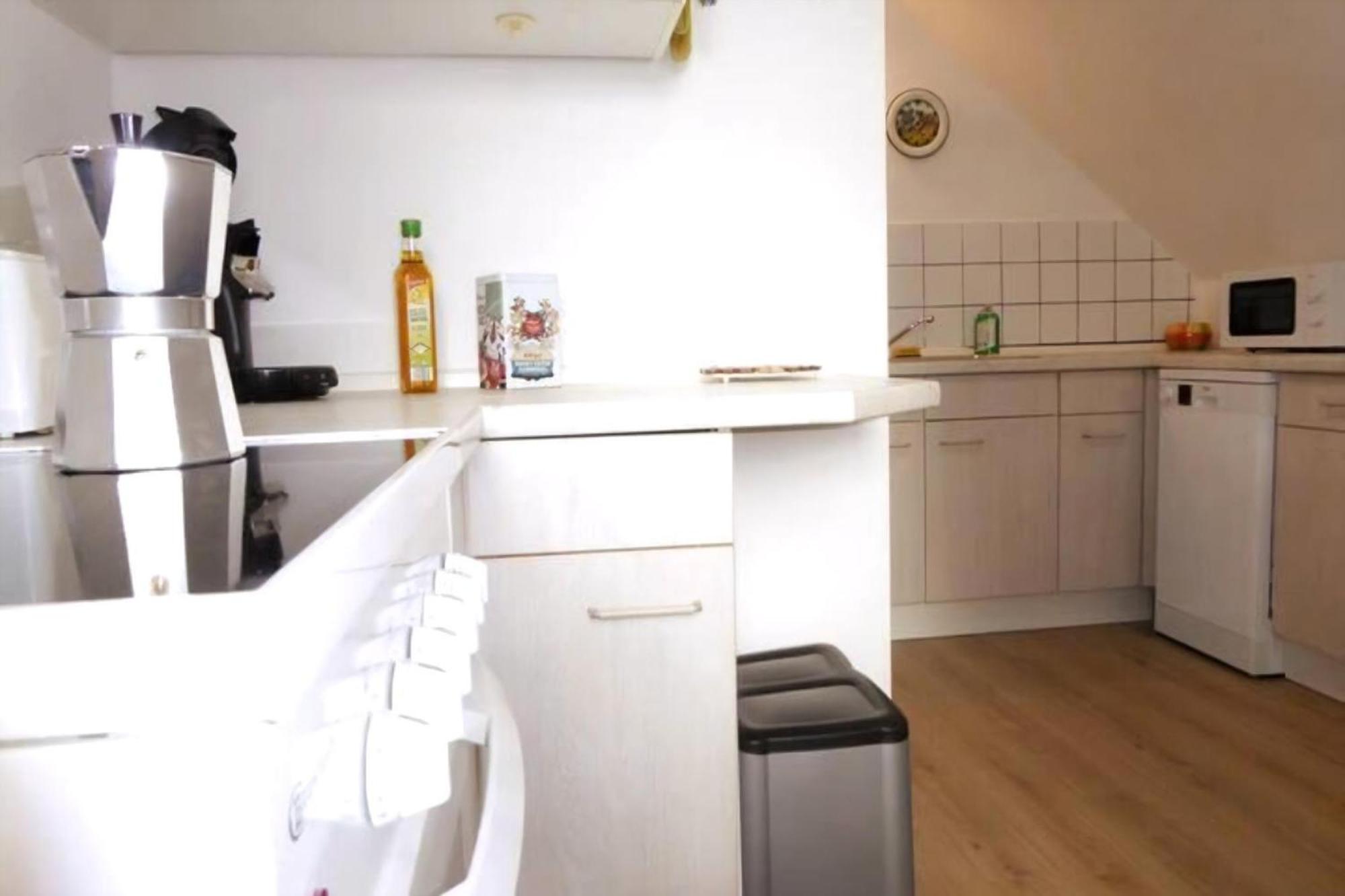 Wohung Mit Balkon Und Garten Nahe Stadtgrenze ブランケンフェルデ＝マーロウ エクステリア 写真