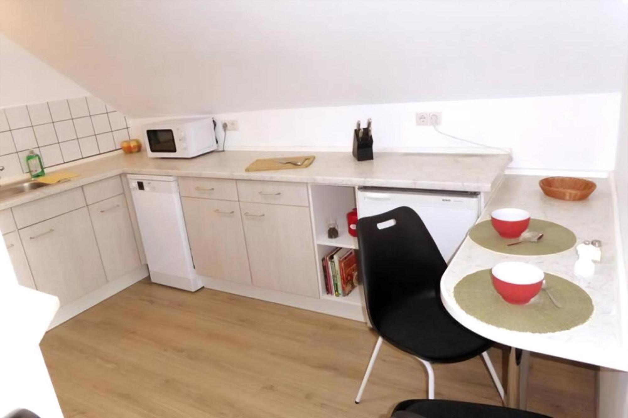 Wohung Mit Balkon Und Garten Nahe Stadtgrenze ブランケンフェルデ＝マーロウ エクステリア 写真