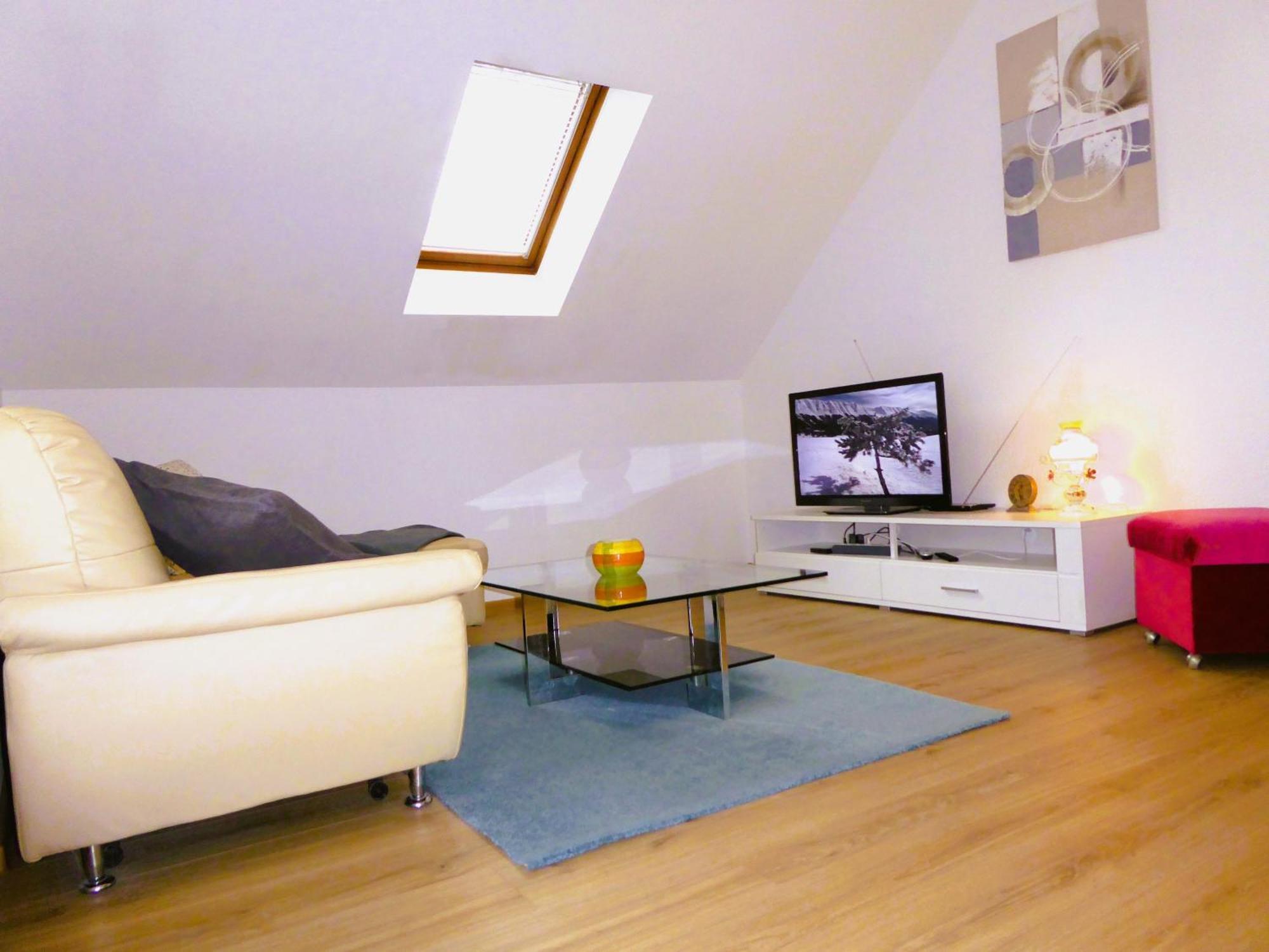 Wohung Mit Balkon Und Garten Nahe Stadtgrenze ブランケンフェルデ＝マーロウ エクステリア 写真